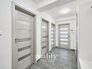 Prodej bytu 2+kk, Dešná, 49 m2