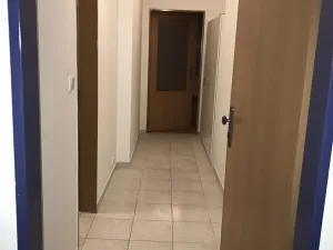 Pronájem bytu 1+kk, Praha - Vysočany, Ocelářská, 26 m2