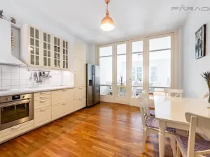 Prodej bytu 4+1, Praha - Smíchov, Stroupežnického, 105 m2