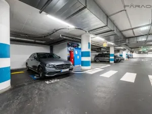 Prodej bytu 4+1, Praha - Smíchov, Stroupežnického, 105 m2