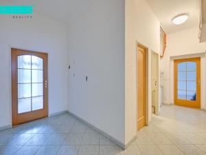 Pronájem obchodního prostoru, Olomouc - Nová Ulice, Resslova, 100 m2