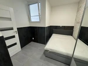 Pronájem bytu 3+kk, Praha - Letňany, Pernického, 51 m2