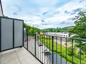 Pronájem bytu 2+kk, Praha - Hlubočepy, Slivenecká, 42 m2