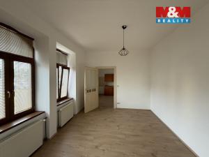 Pronájem bytu 2+1, Krnov - Pod Bezručovým vrchem, K Můstku, 66 m2