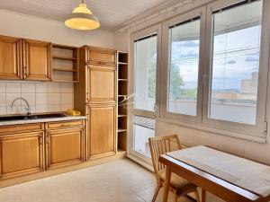 Pronájem bytu 2+1, Pacov, Sídliště Míru, 64 m2