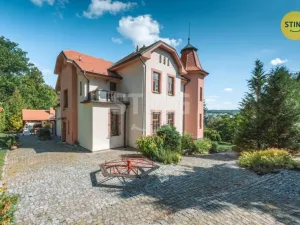 Prodej rodinného domu, Hroubovice, 500 m2