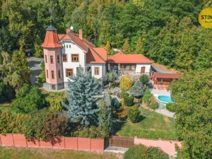 Prodej rodinného domu, Hroubovice, 500 m2