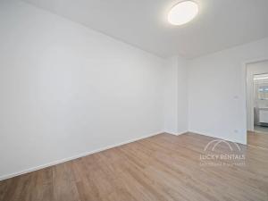 Pronájem bytu 1+kk, Praha - Chodov, Líbalova, 30 m2