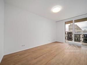 Pronájem bytu 1+kk, Praha - Chodov, Líbalova, 30 m2