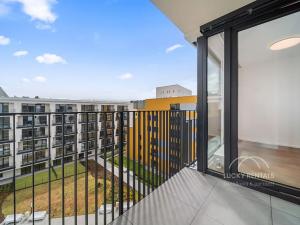 Pronájem bytu 1+kk, Praha - Chodov, Líbalova, 30 m2