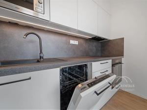 Pronájem bytu 1+kk, Praha - Chodov, Líbalova, 30 m2