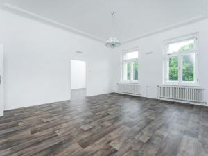 Pronájem bytu 2+1, Hradec Králové, náměstí Svobody, 70 m2
