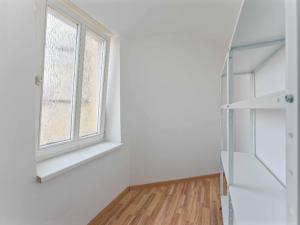 Pronájem bytu 2+1, Hradec Králové, náměstí Svobody, 70 m2