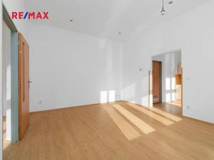 Pronájem bytu 2+1, Plzeň, Nerudova, 58 m2