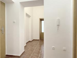 Pronájem bytu 2+kk, Olomouc, Dolní náměstí, 45 m2
