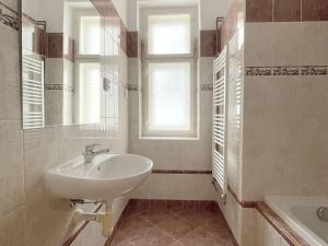Pronájem bytu 2+kk, Olomouc, Dolní náměstí, 45 m2