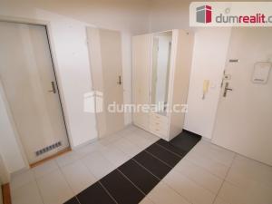 Pronájem bytu 2+kk, Praha - Bubeneč, Podbabská, 52 m2