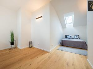 Pronájem bytu 2+kk, Praha - Holešovice, U průhonu, 47 m2
