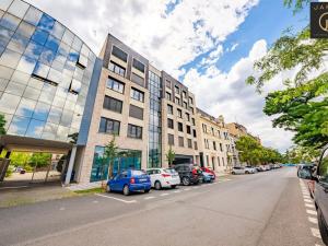 Pronájem bytu 2+kk, Praha - Holešovice, U průhonu, 47 m2