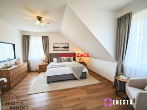 Prodej činžovního domu, Velké Přílepy, Smetanova, 540 m2