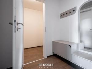 Pronájem bytu 2+kk, Praha - Vysočany, Fafkových, 54 m2