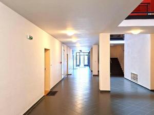 Prodej bytu 1+kk, Praha - Hlubočepy, Voskovcova, 45 m2