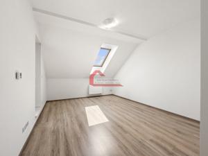 Prodej bytu 2+kk, Moravany, Višňová, 64 m2