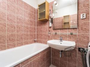 Pronájem bytu 2+kk, Praha - Smíchov, Tomkova, 53 m2