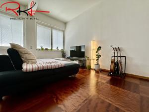 Pronájem bytu 3+kk, Praha, U Pergamenky, 127 m2