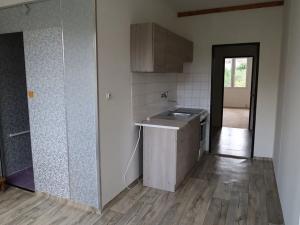Prodej bytu 2+1, Plzeň, Vejprnická, 64 m2