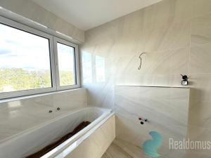 Prodej bytu 4+kk, Vráto, Na Pěšině, 99 m2