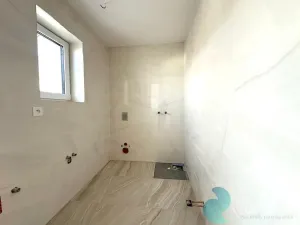 Prodej bytu 4+kk, Vráto, Na Pěšině, 99 m2