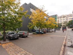 Pronájem kanceláře, Praha - Holešovice, U průhonu, 1050 m2