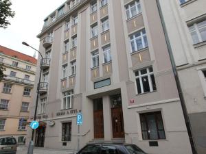 Pronájem bytu 3+kk, Praha, Dřevná, 80 m2
