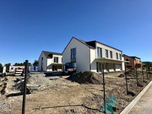 Prodej bytu 4+kk, Vráto, 98 m2