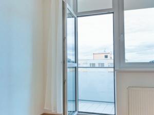 Pronájem bytu 2+kk, Praha - Řepy, Zrzavého, 56 m2