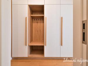 Pronájem bytu 1+kk, Brno, Bratislavská, 37 m2