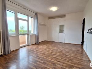 Pronájem bytu 3+1, Kolín - Kolín V, Ovčárecká, 66 m2