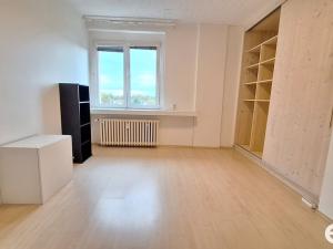 Pronájem bytu 3+1, Kolín - Kolín V, Ovčárecká, 66 m2