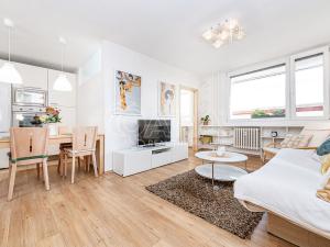 Pronájem bytu 5+kk, Praha - Hloubětín, Slévačská, 94 m2