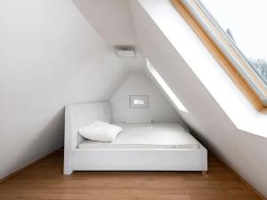 Pronájem bytu 3+kk, Podbořany, 40 m2