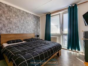 Prodej bytu 3+1, Znojmo, U Lesíka, 70 m2