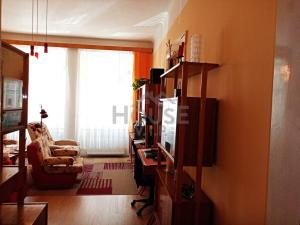 Prodej bytu 3+1, Praha - Bubeneč, Národní obrany, 94 m2
