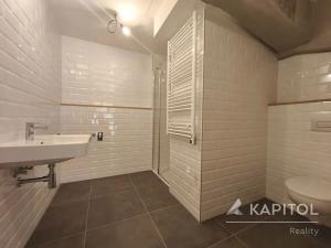 Pronájem bytu 2+kk, Praha - Vysočany, Kolbenova, 58 m2