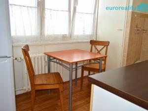 Pronájem bytu 1+1, Kladno, Dánská, 35 m2
