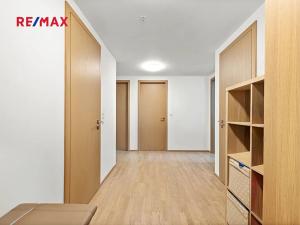 Prodej bytu 3+kk, Praha - Holešovice, Sanderova, 104 m2