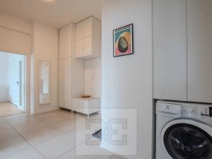 Pronájem bytu 3+kk, Praha - Břevnov, Bělohorská, 64 m2