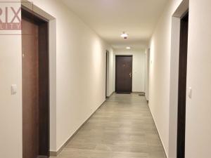 Pronájem bytu 2+kk, Praha - Třebonice, K metru, 57 m2