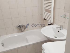 Pronájem bytu 1+kk, Praha, Přípotoční, 26 m2