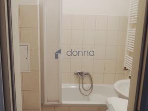 Pronájem bytu 1+kk, Praha, Přípotoční, 26 m2